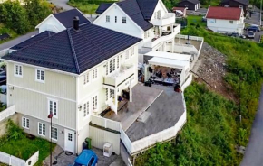5 Bedroom Beautiful Home In Porsgrunn